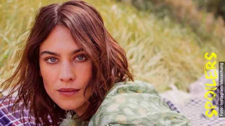 Ella es Alexa Chung de Next In Fashion, reality show de Netflix