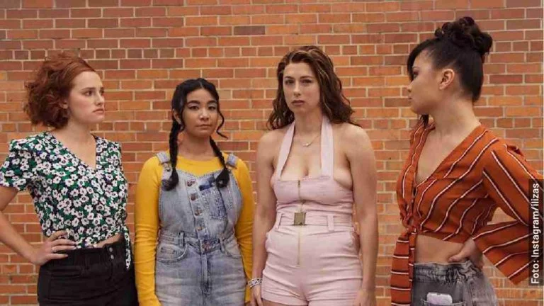 Quién es quién en The Iliza Shlesinger Sketch Show, serie de comedia en Netflix