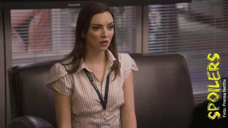 Ella es Carolina Tello, la periodista en La Búsqueda, serie sobre Paulette