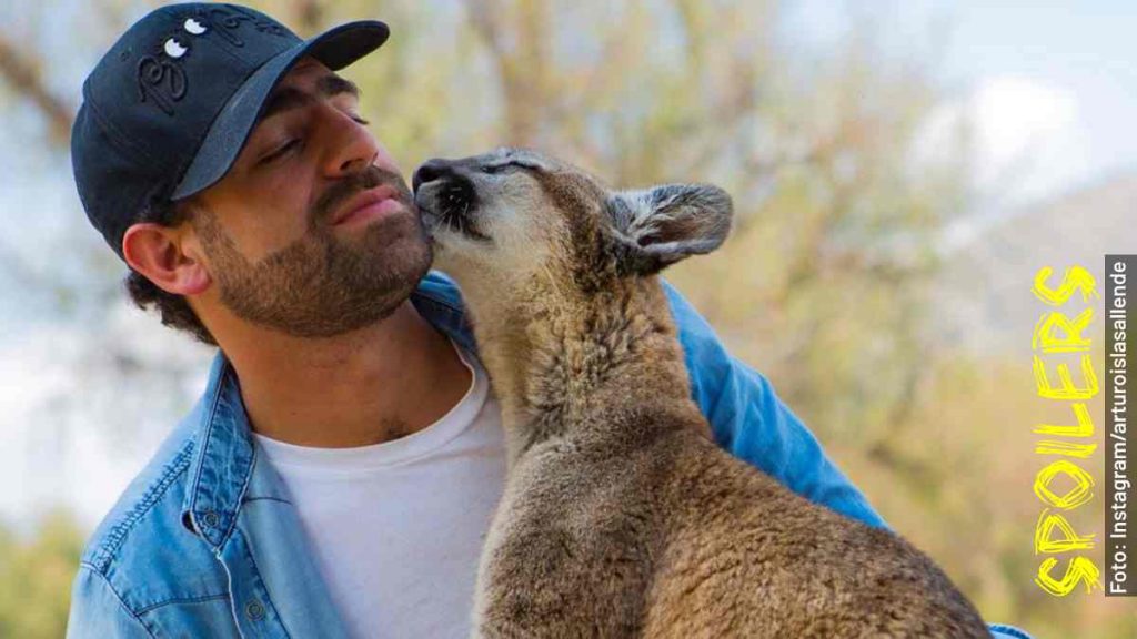 arturo islas survivor méxico