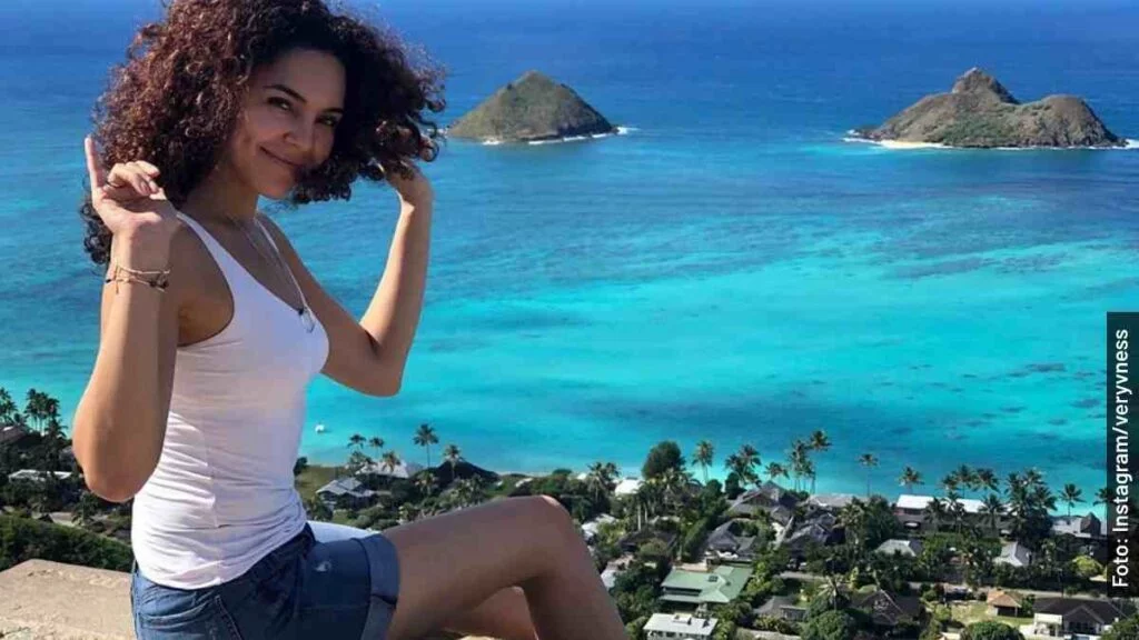 carmen cobra kai serie