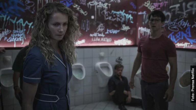 Quién es quién en Freaks, película alemana de Netflix