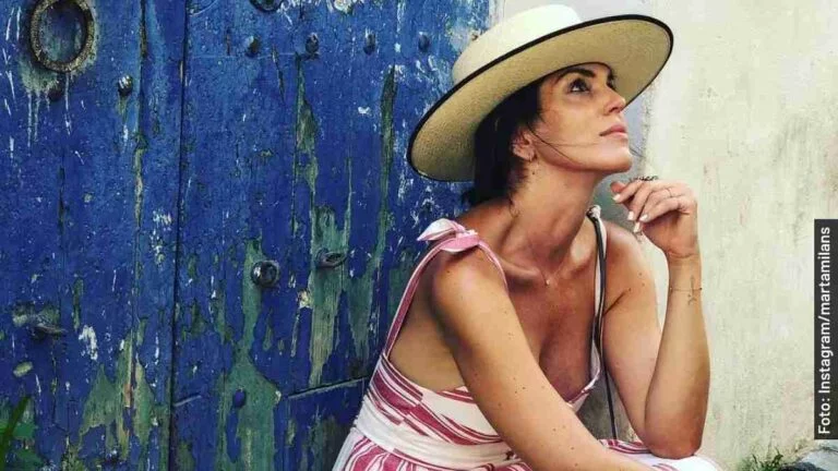 Ella es María José en Los Favoritos de Midas, serie de Netflix