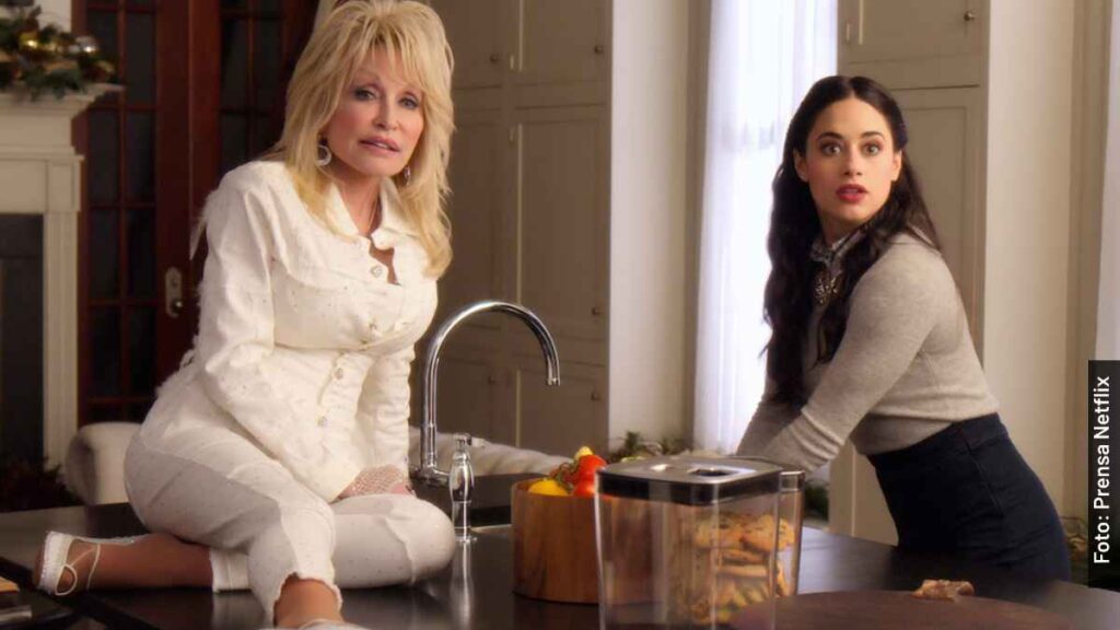 personajes navidad en la plaza película Dolly Parton