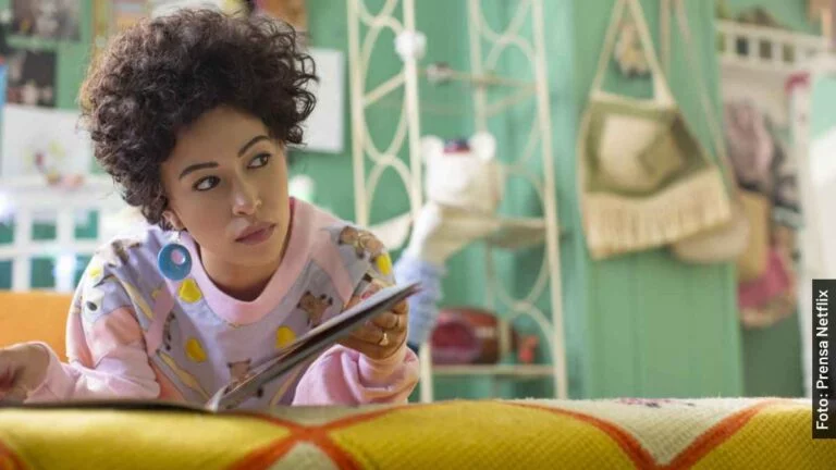 Quiénes son los actores y personajes en Selena, serie de Netflix