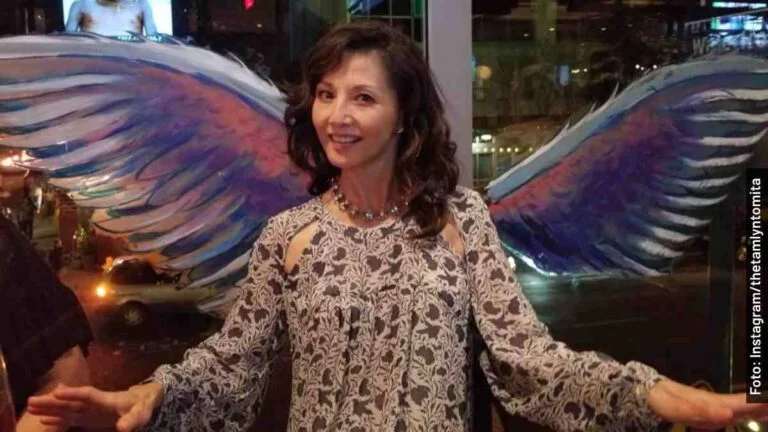 Ella es Tamlyn Tomita, Kumiko en Cobra Kai y Karate Kid