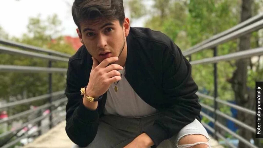 pablo monarca serie