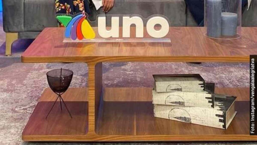 azteca menos dos izzi