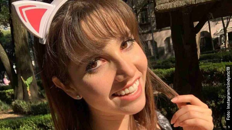 Ella es Cindy XTC, reportera en patines de Hoy, programa de Televisa