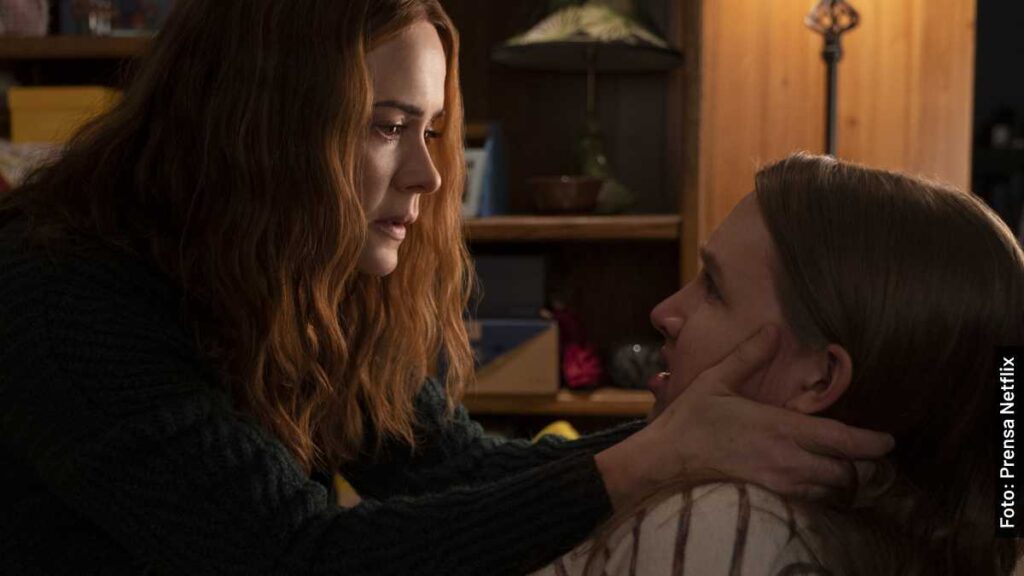 personajes corre película