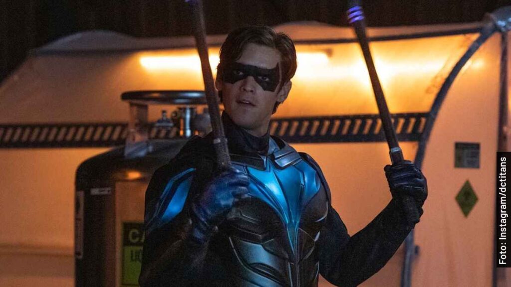 actores titans serie temporada 3