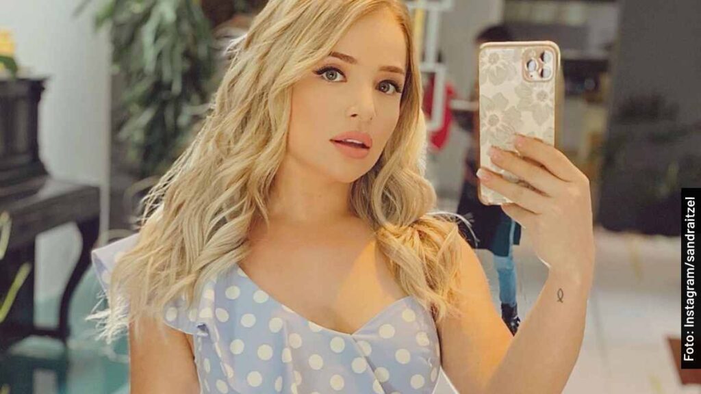 sandra itzel así se baila