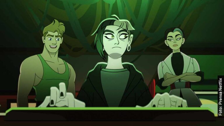 Quiénes son las voces en Q-Force, serie de Netflix