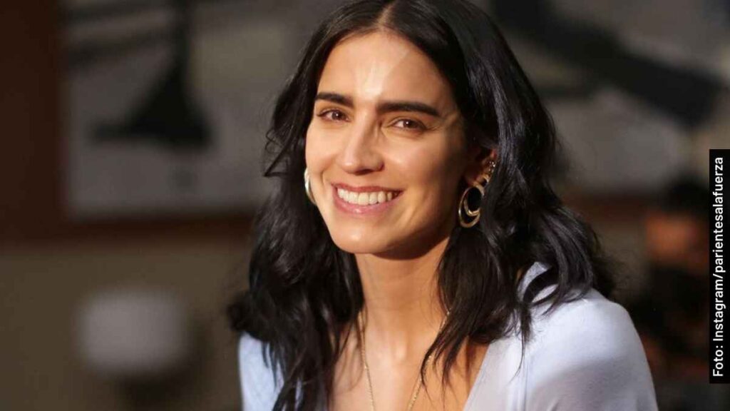 carmen parientes a la fuerza serie