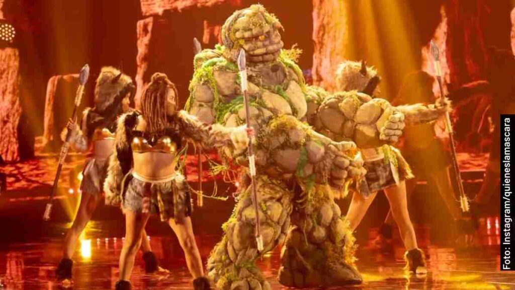 gloria trevi hombre de piedra quién es la máscara
