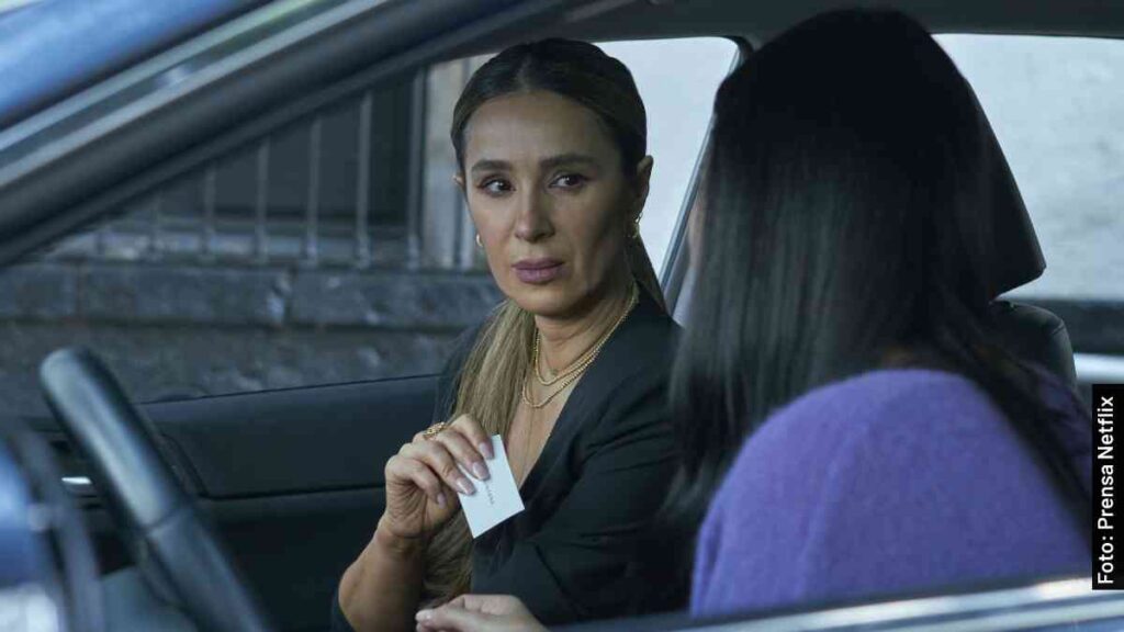 lys antoine oscuro deseo serie