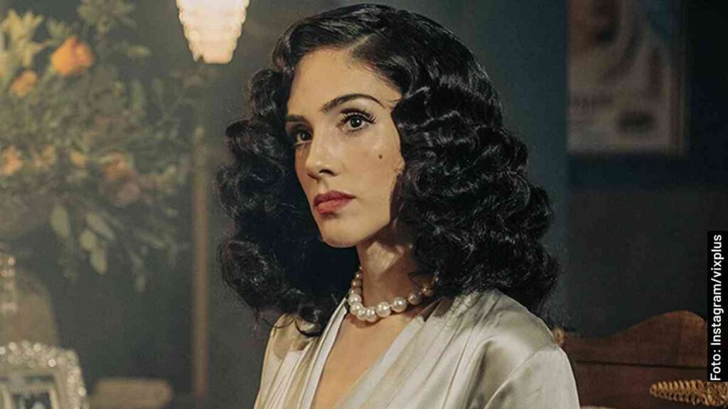 collar esmeraldas maría félix
