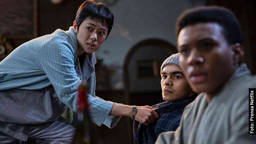 actores el club de la medianoche serie