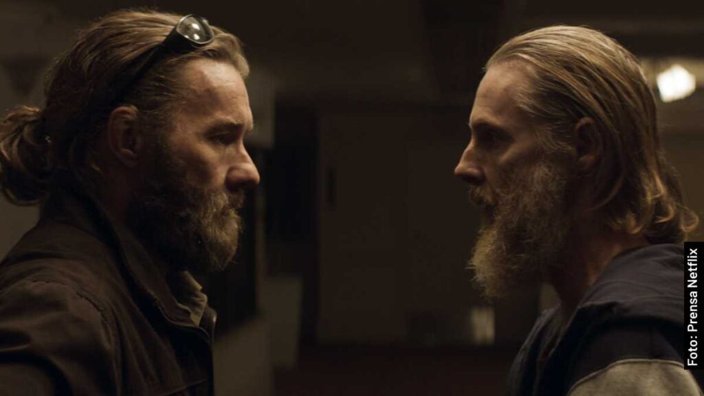 actores el extraño película reparto