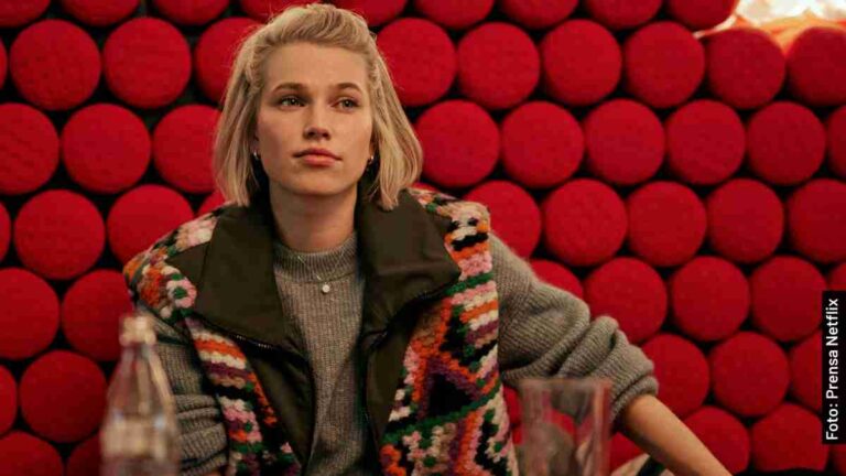 Quiénes son los actores en Tormenta de Navidad, serie de Netflix