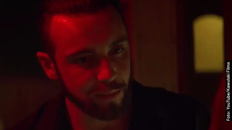 Soundtrack de Cómo me Hice Gánster, película de Netflix