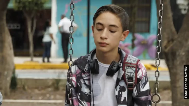 Quién es Julián en Contra las Cuerdas