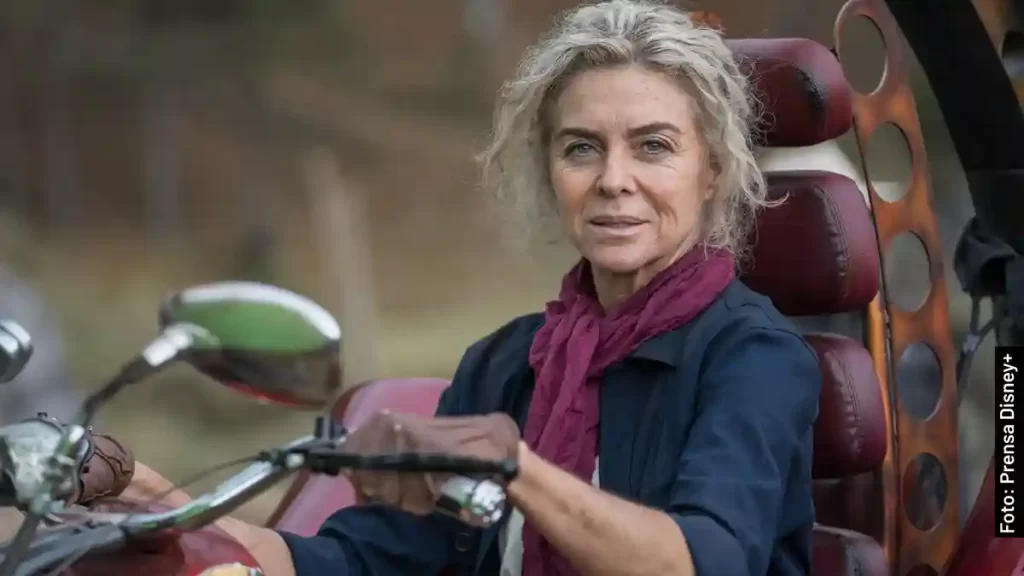 actores Viaje al Centro de la Tierra serie reparto