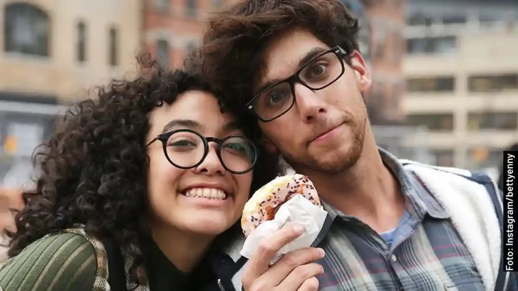 actores en Betty en NY, serie | Reparto