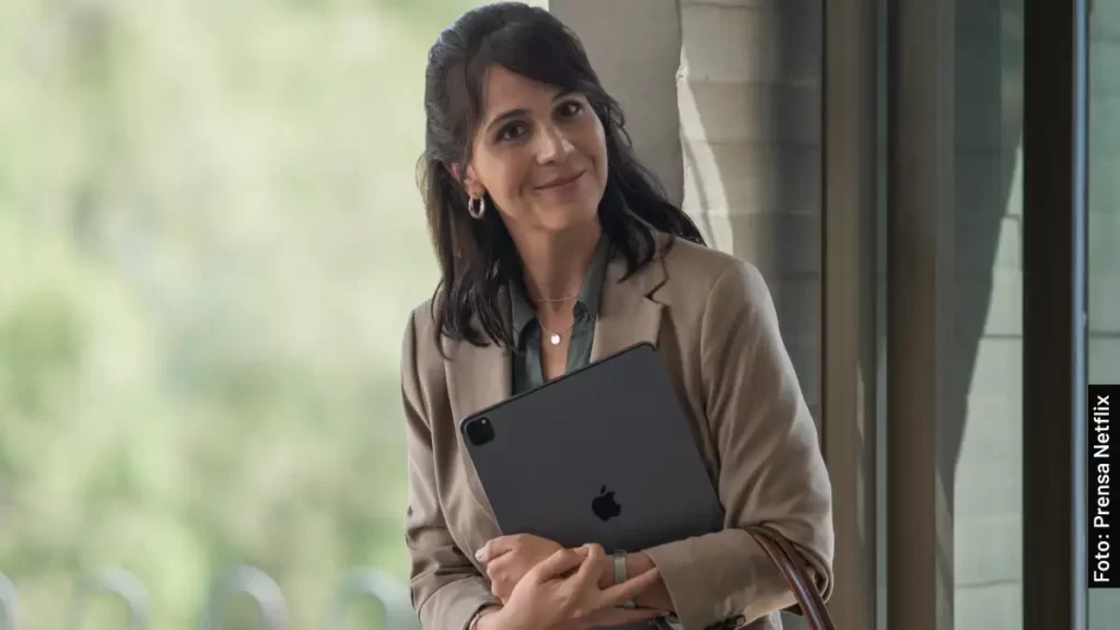 Cassandra Ciangherotti, la actriz que interpreta a Mavi Guevara en Las Viudas de los Jueves