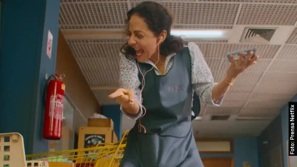 Soundtrack de ¡A su Servicio!, serie de Netflix | Canciones
