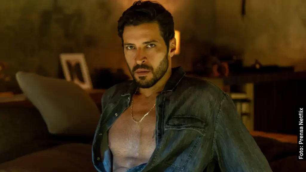 Leandro Lima como Marco en El Lado Dulce de la Traición, película de Netflix