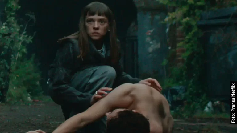 ¿De quién es el cuerpo en Cadáveres y quién lo mató?