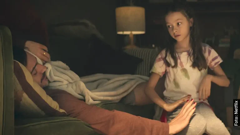 Quién es y qué edad tiene Isabella Arroyo (Juana) en No Negociable