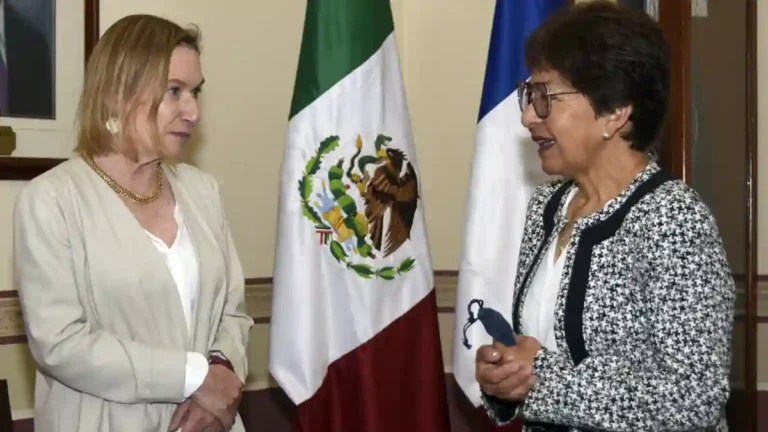 BUAP estrecha alianzas con Embajada de Francia en México