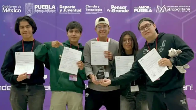 Estudiantes BUAP ganan fase estatal de DigiEduHack 2025