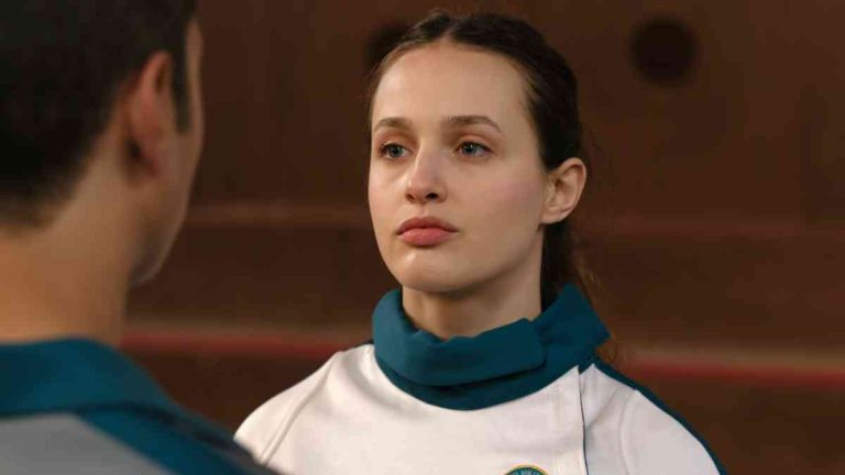 Quién es y qué edad tiene Nicole Malaj, Rachele en Academia Minerva, serie italiana de Netflix