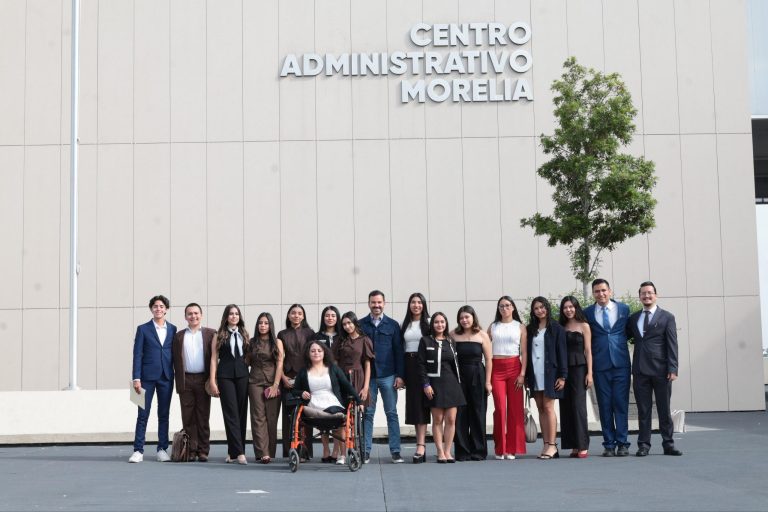 Alfonso Martínez construye ciudad que escucha e impulsa a las juventudes