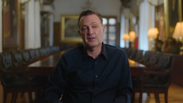 ¿Fue un sabotaje político contra Mauricio Kuri la tragedia del Estadio Corregidora? Qué plantea HBO Max