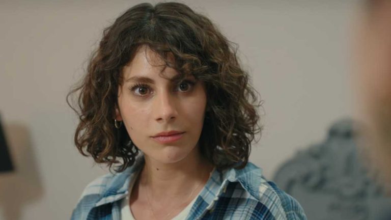 Quién es y qué edad tiene Tuğçe Açıkgöz, Dila en La Luz de Mi Vida, serie de Netflix